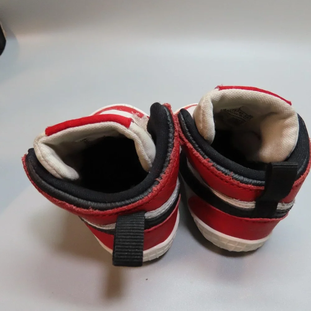 Nike Air Jordan 1 Chicago‎ Varsity Red AJ1 AT3745-163 Crib Bootie Baby Size 3C